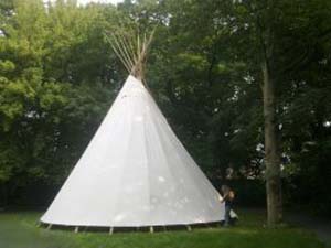 Zachte voeten Ingang Nationaal volkslied De tipi is een ideale feesttent voor groot en klein